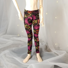 Load image into Gallery viewer, Snakeskin Leggings for Uncle BJD - Blue Bird Doll Shop
